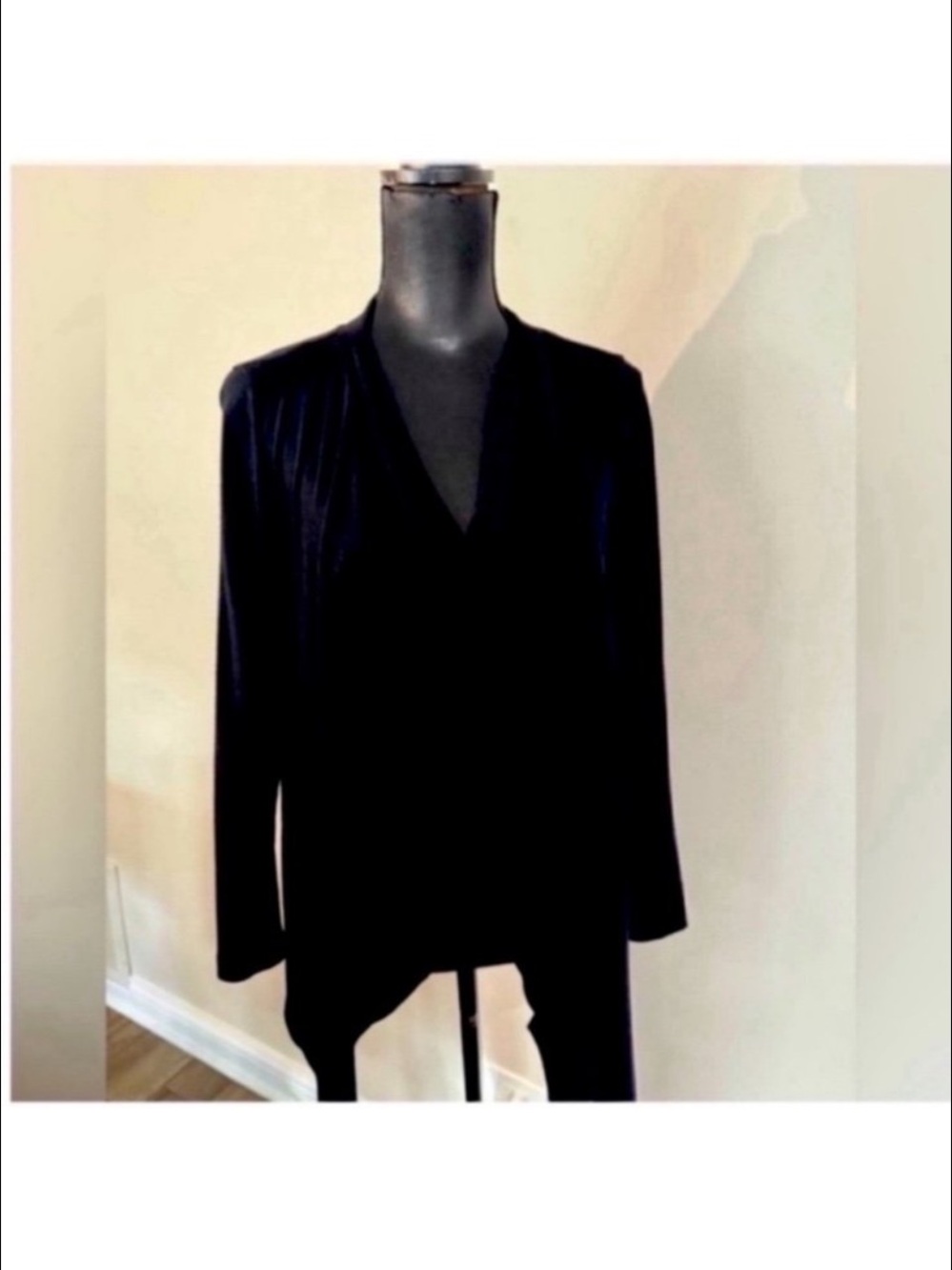 Club Monaco Women’s Black Open-Front Long Sleeve Cardigan M